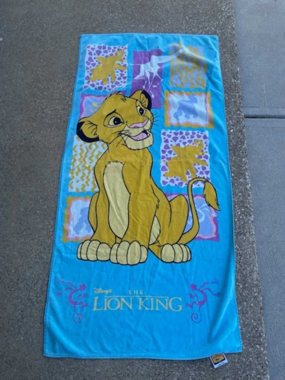 Disney The Lion King Simba Vintage Beach Towel Blue Multicolor 100% Cotton T18